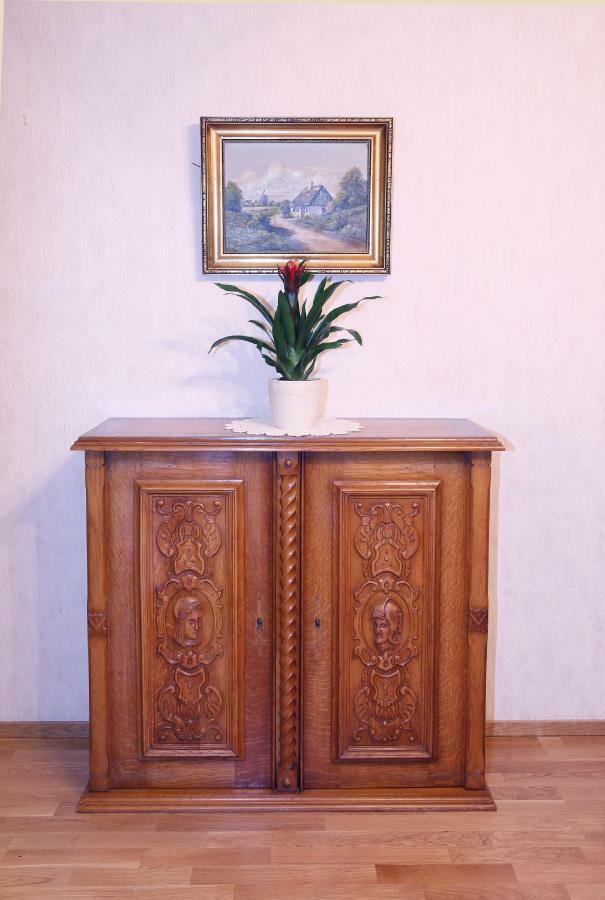 Michelle Center Apartment โรวานิเอมิ ภายนอก รูปภาพ