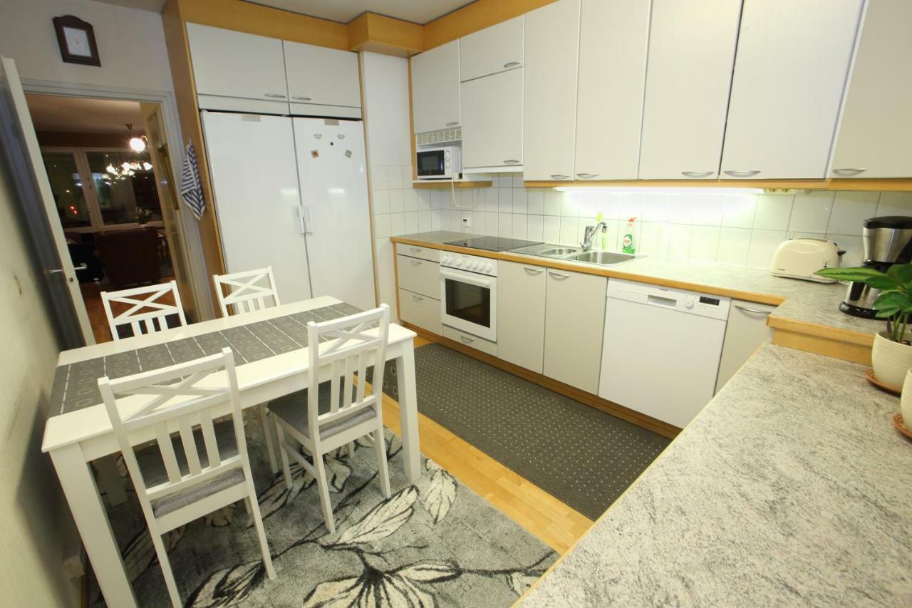 Michelle Center Apartment โรวานิเอมิ ภายนอก รูปภาพ